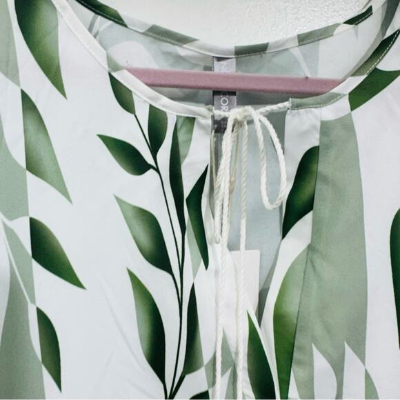 Noracora  Maxi Long Dress V-Neck Green Leaves Print Flowy Modest Size XXL New - Picture 4 of 13